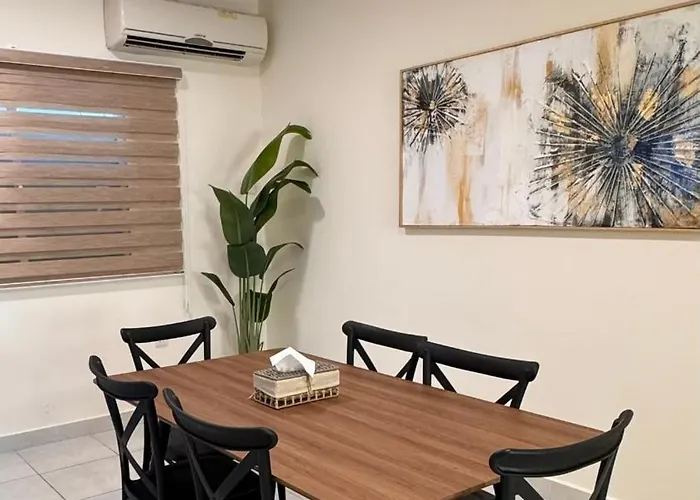 Beautiful 3Br Villa With Self-Check-In Near To Major Events Family Only